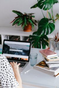Exemplos de landing pages que convertem (análise prática)