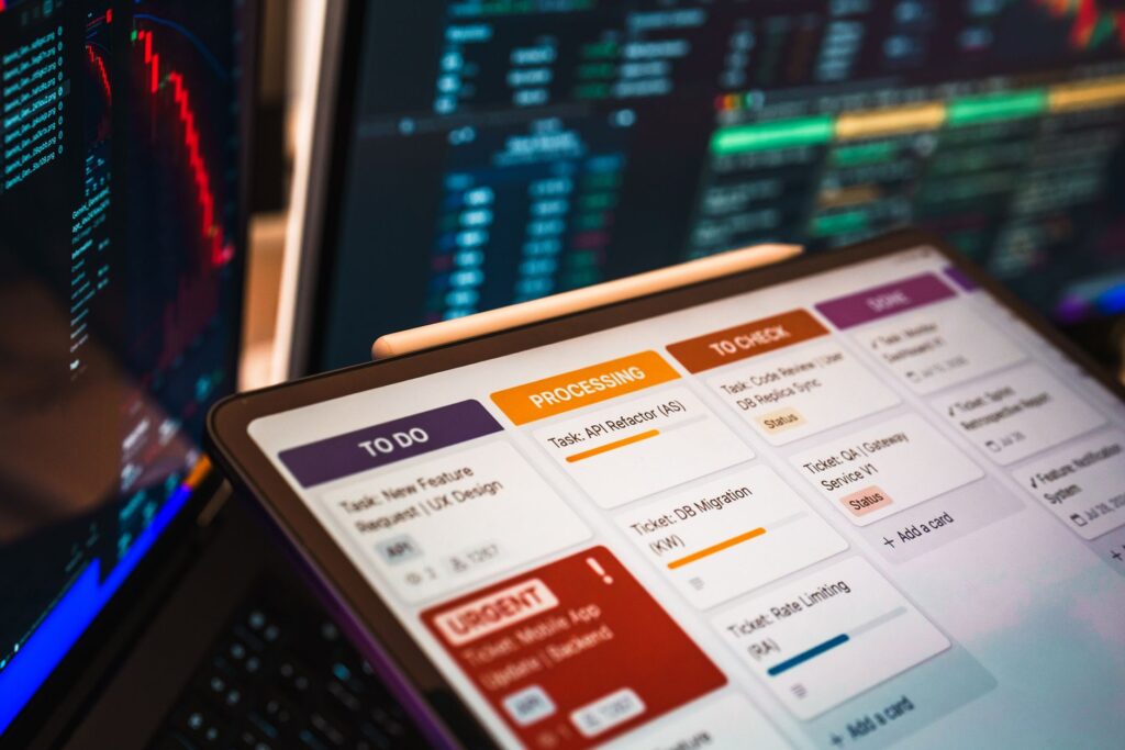 Resumo Automático de Chamados para Gestores: Como a IA Transforma Tickets em Decisões
